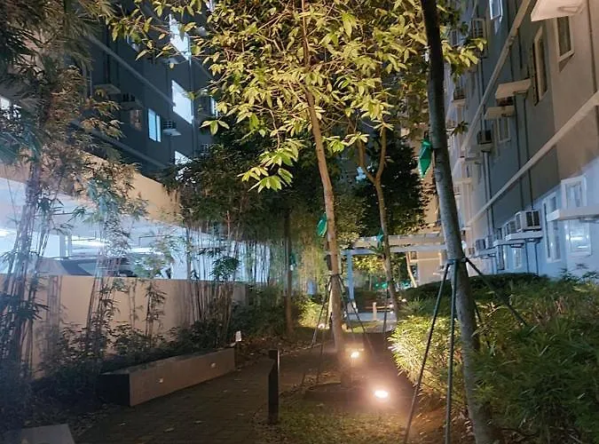 Our Cozy Crib 酒店 *